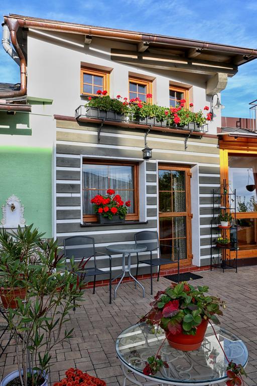 Apartments Emma Červená Voda Extérieur photo